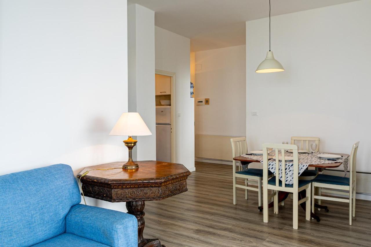Appartamento Vista Mare Con Due Camere - Two-Bedroom Apartment With Sea View San Remo Extérieur photo
